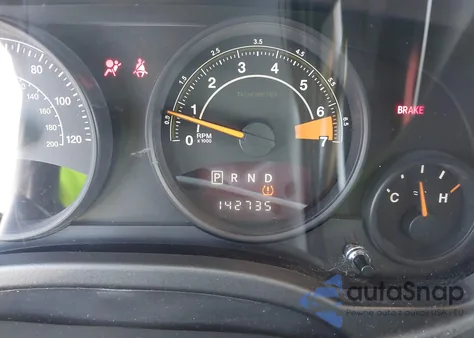 2015 Jeep Compass Sport z USA, uszkodzony, nr VIN 1C4NJCBAXFD273216